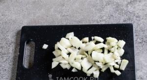 Рецепт грибной соус с плавленным сыром по шагам